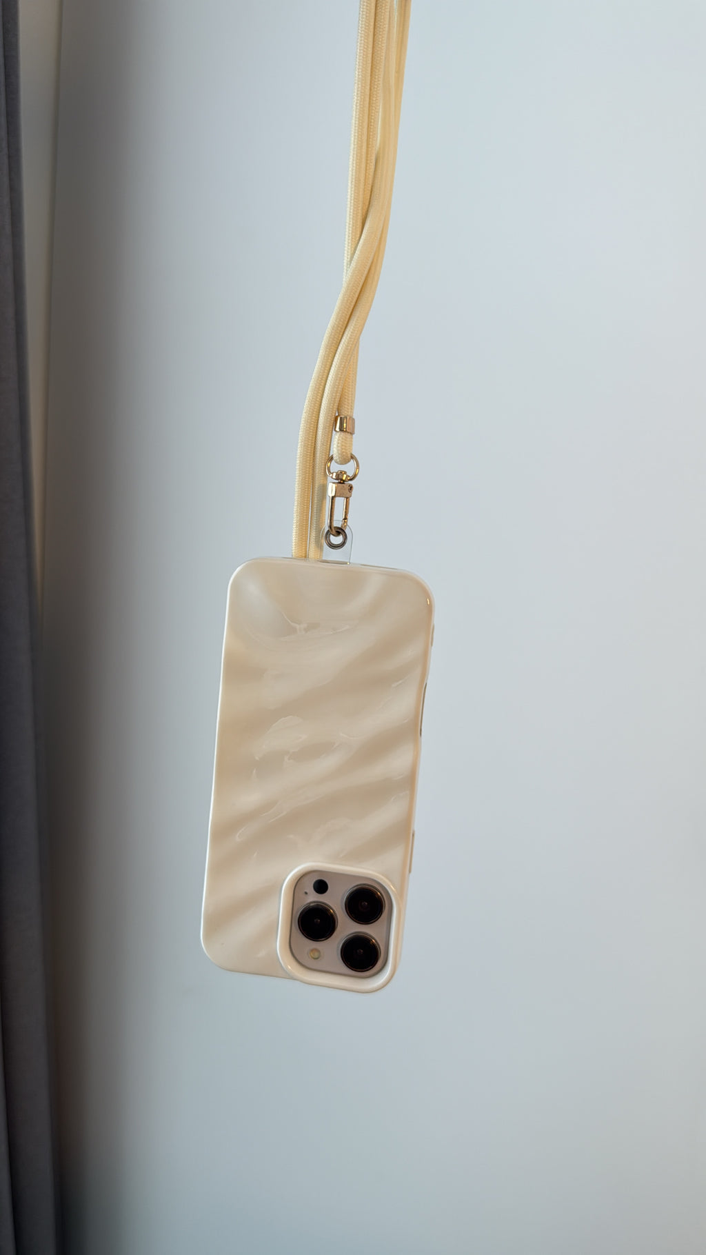 Case Wave Snow Veil