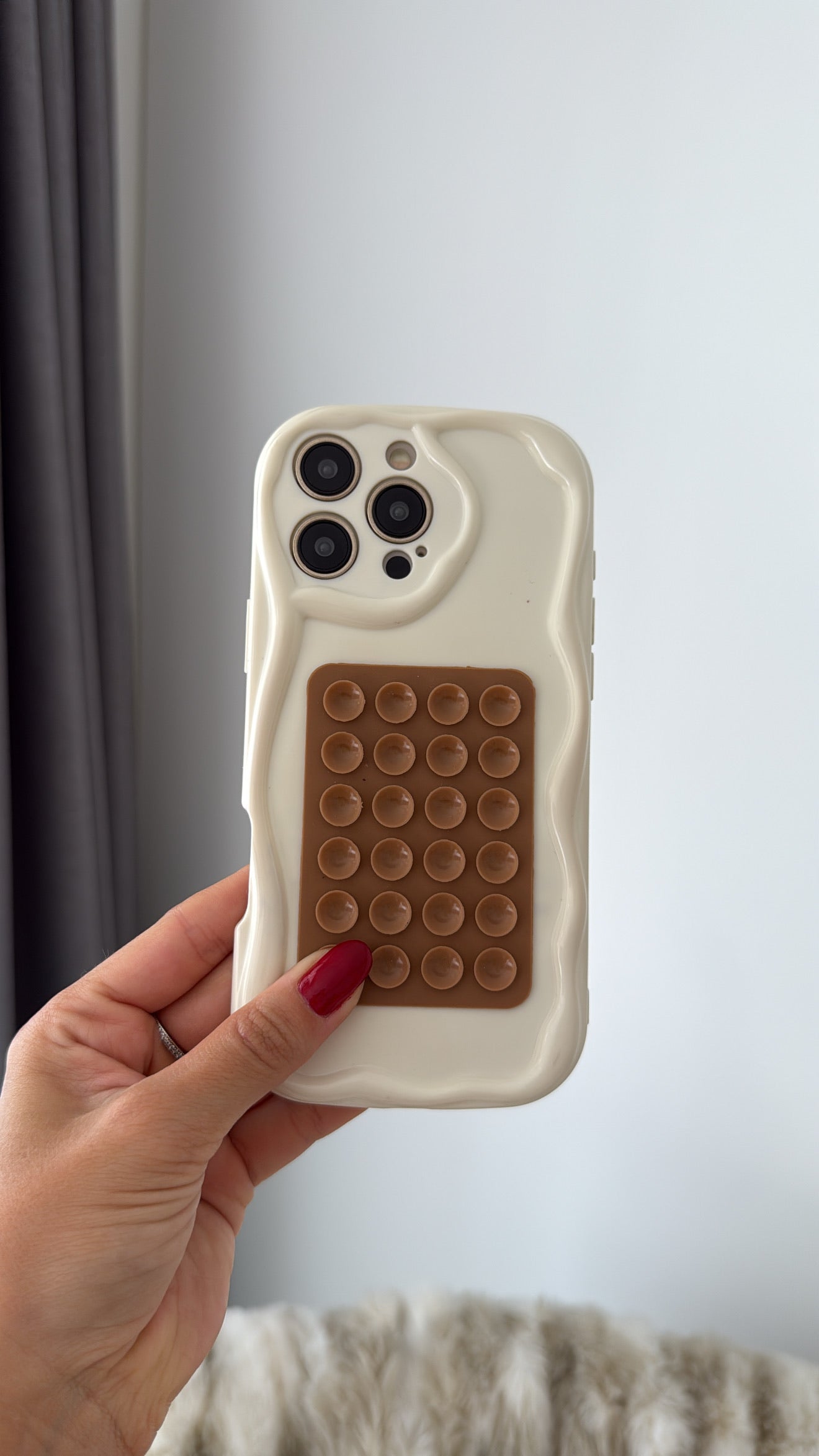 Case Curvy Creamy