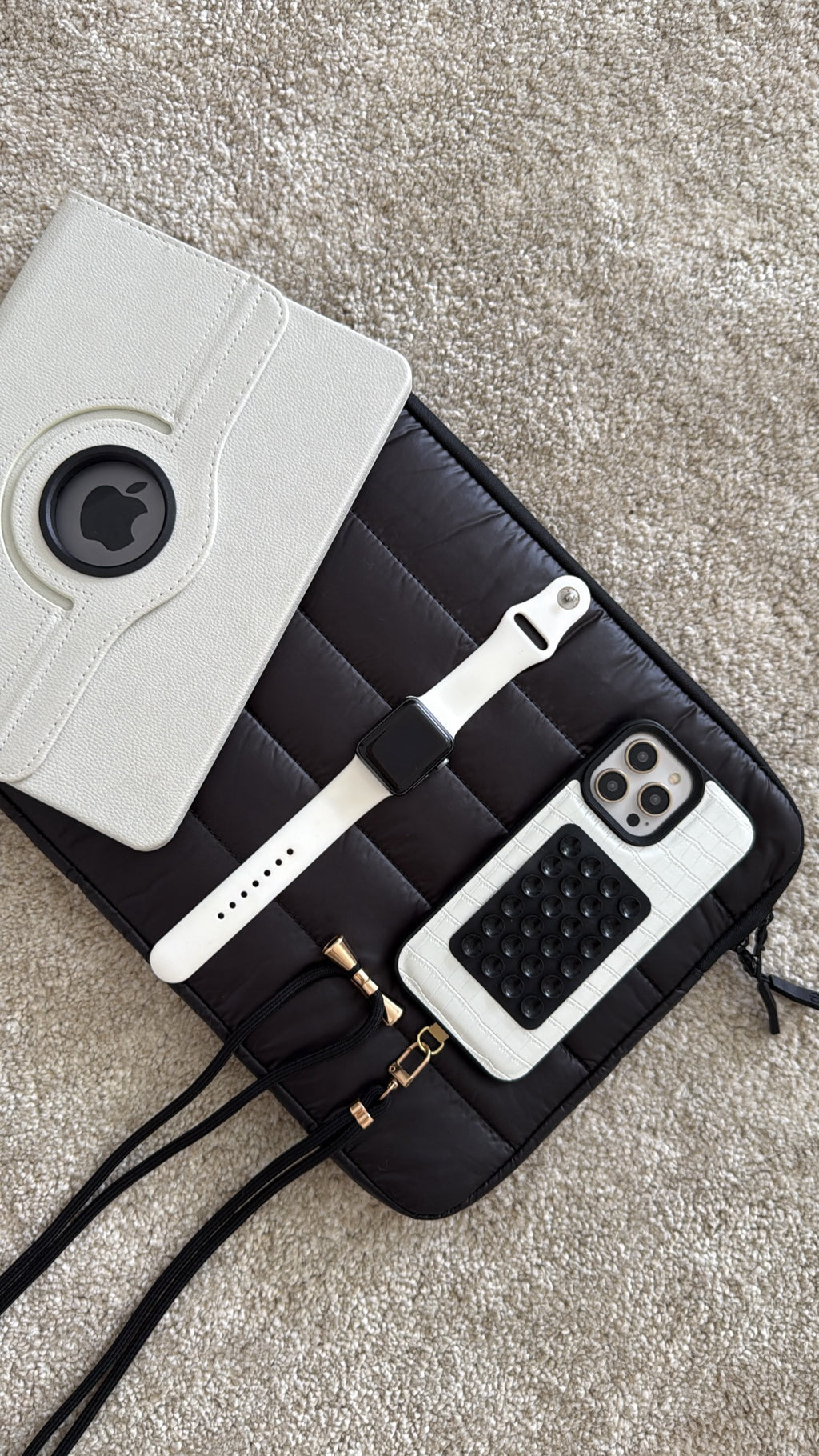 Case Leather White