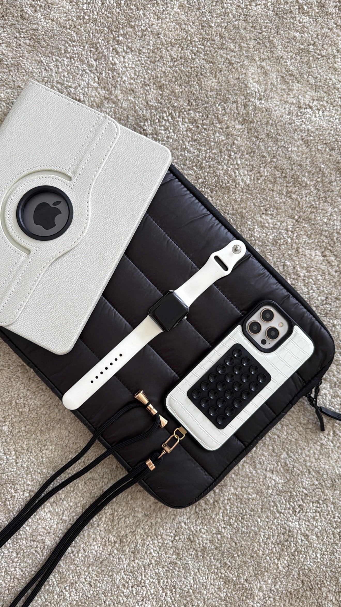 Case Leather White