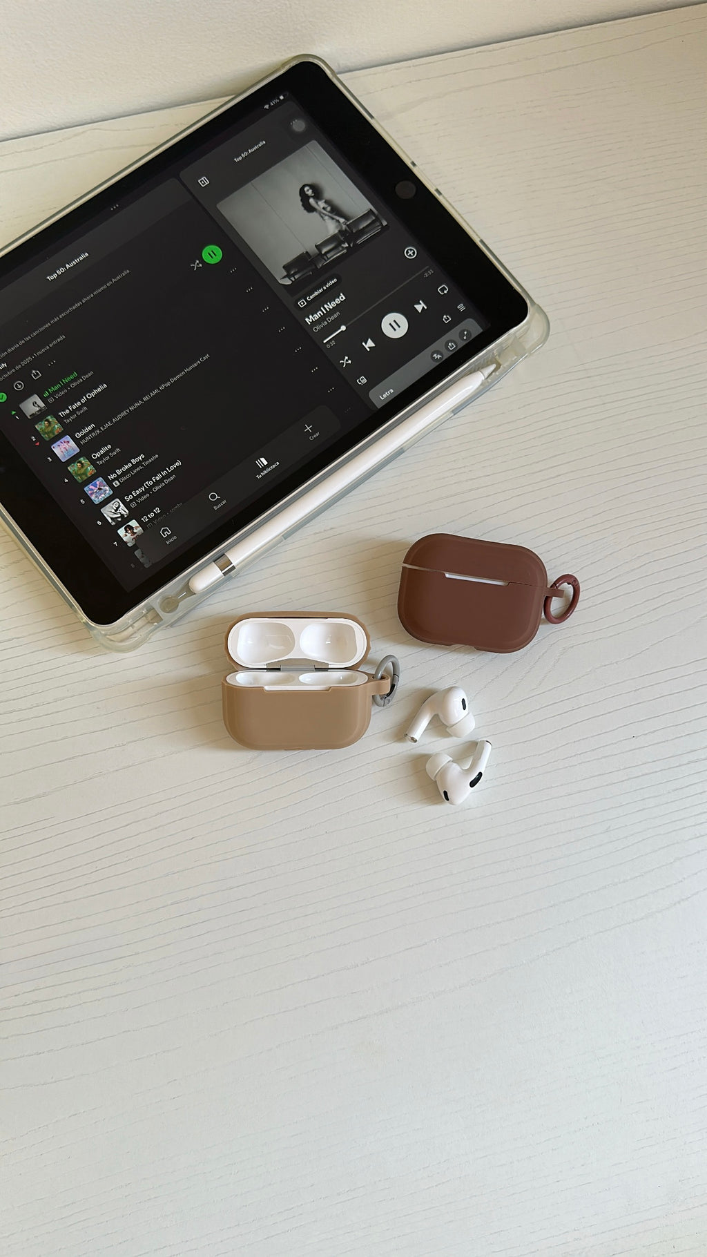 Case AirPods Mocca