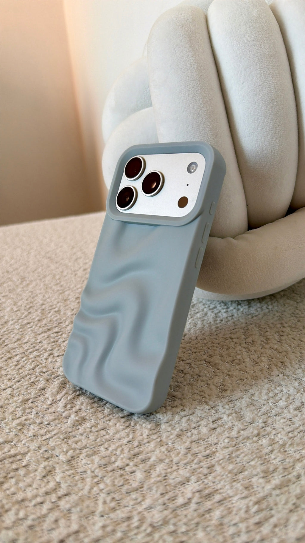 Case Melt Powder Blue