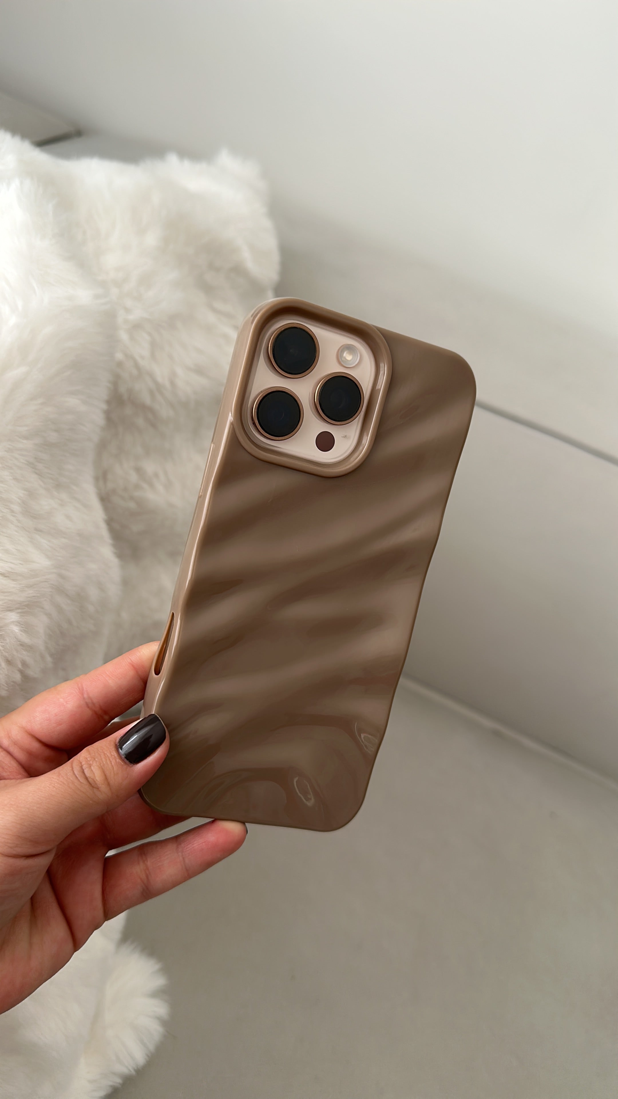 Case Wave Sand Latte