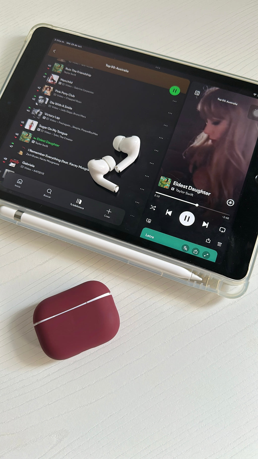 Case AirPods Cherry