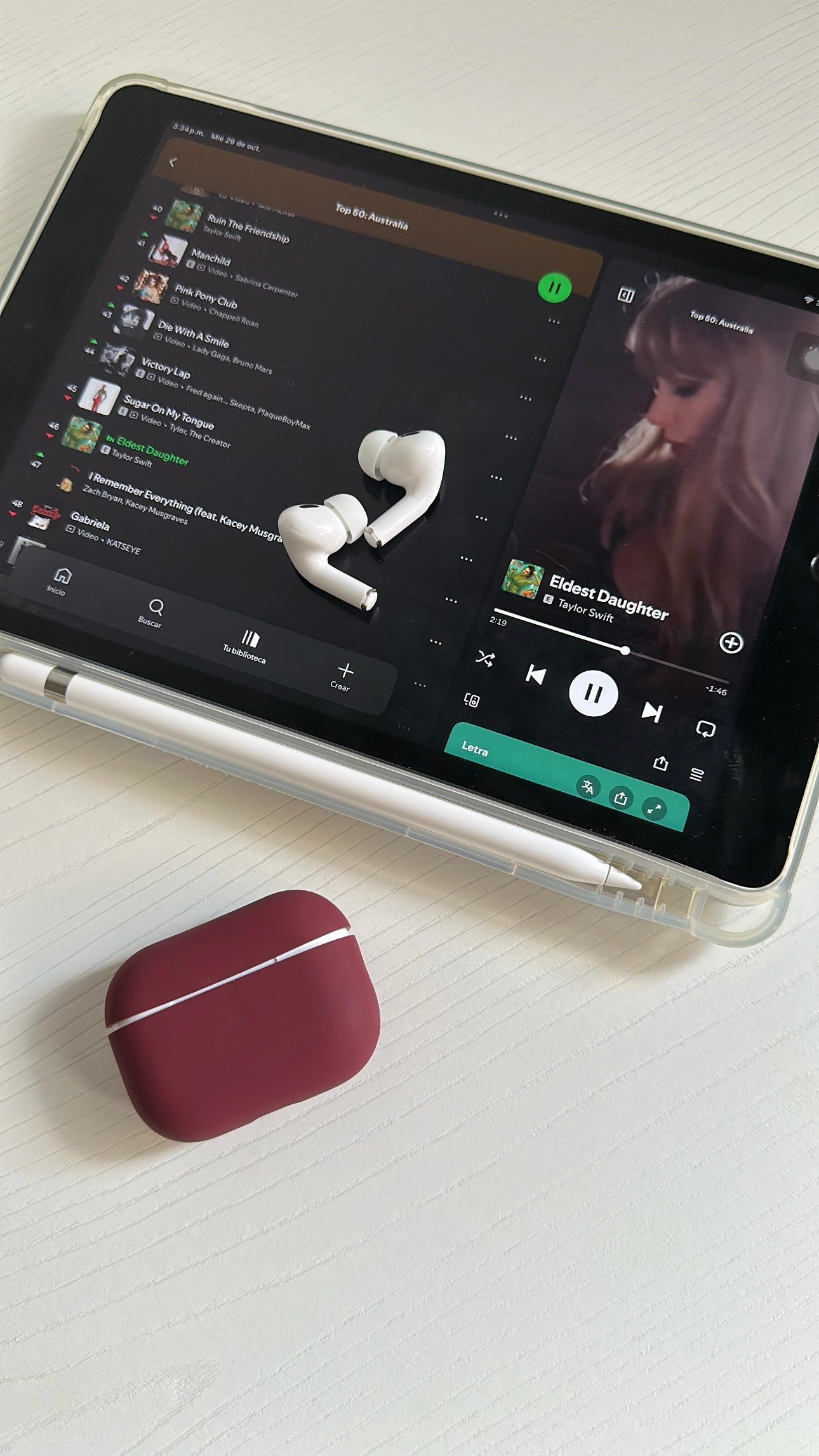 Case AirPods Cherry