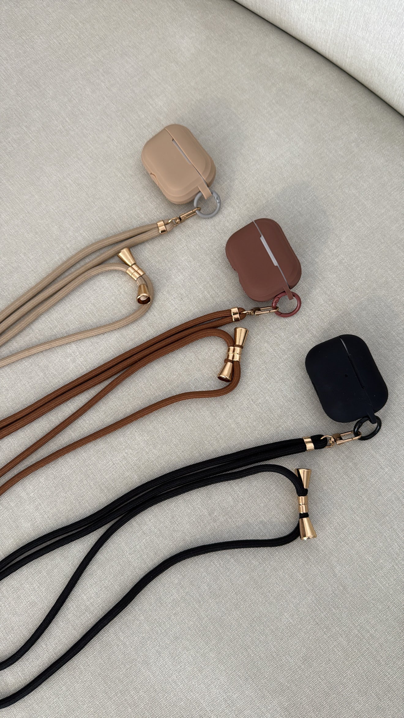 Case AirPods Avellana