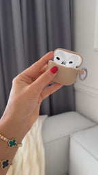 Case AirPods Avellana